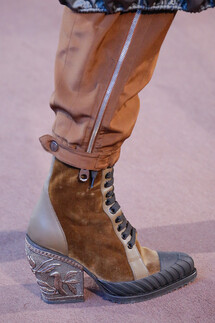 Details Chloé Fall 2018 Ready-to-Wear , Детали коллекции Хлоя осень зима 2018 , Fashion show , неделя моды в Париже , PFW , Paris Fashion Week , Mainstyles